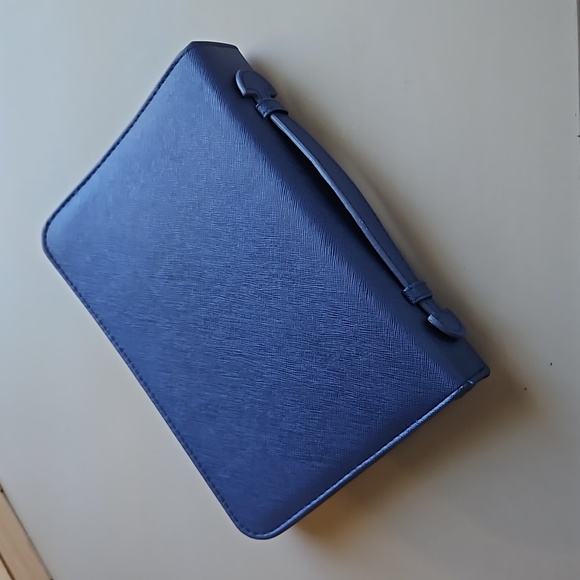 Bible Cover, White Dove Designs, It is well with my soul saying with flowers - Picture 2 of 3